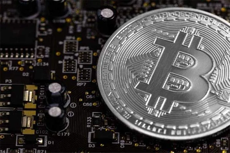 بیتکوین کش (Bitcoin Cash) چیست؟ چگونه آن را استخراج میکنید؟ سودآوری استخراج BCH